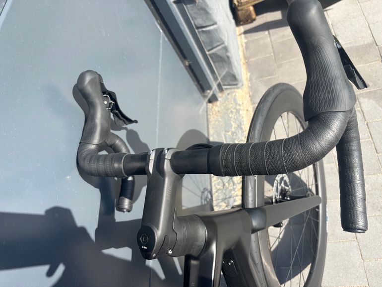 Used BMC Teammachine SLR FOUR 2026 2026 Road & Gravel — image 4 of 5