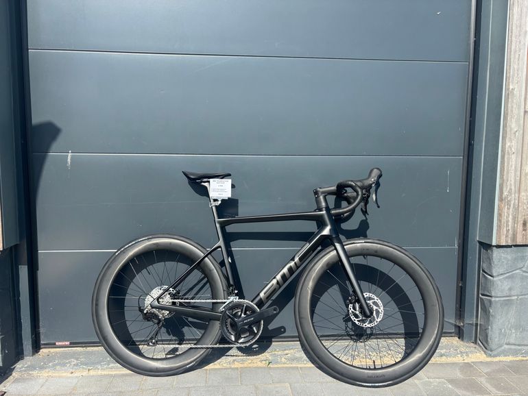 Used BMC Teammachine SLR FOUR 2026 2026 Road & Gravel — image 2 of 5