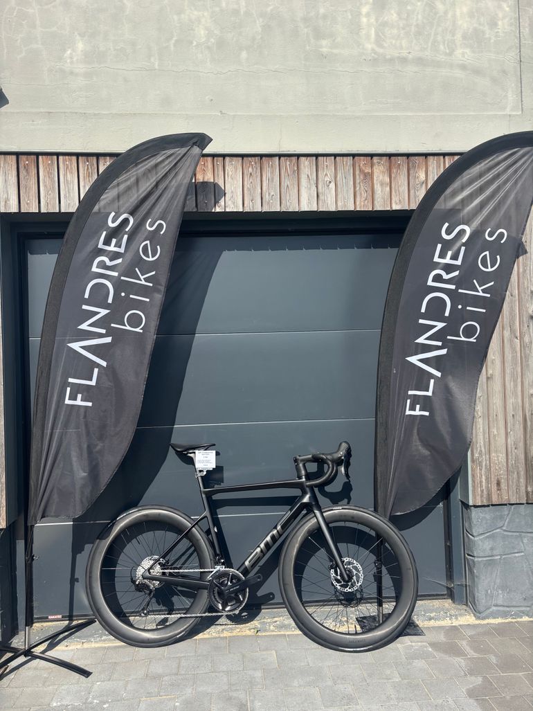 Used BMC Teammachine SLR FOUR 2026 2026 Road & Gravel — image 1 of 5