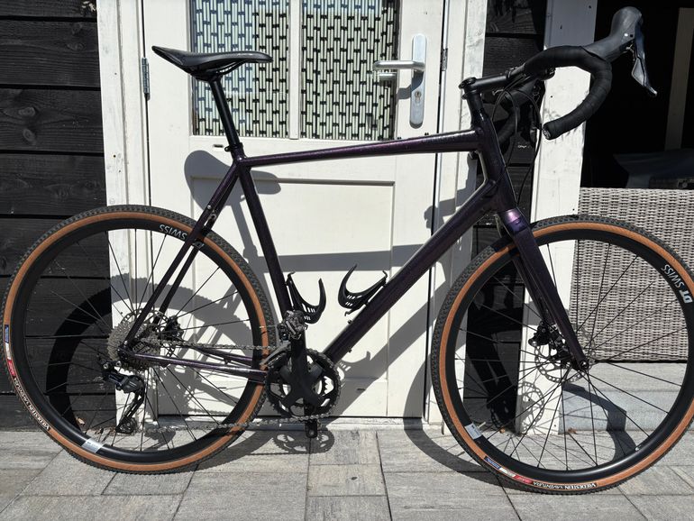 Used Cannondale Topstone 2 2022 2022 Road & Gravel — image 1 of 7