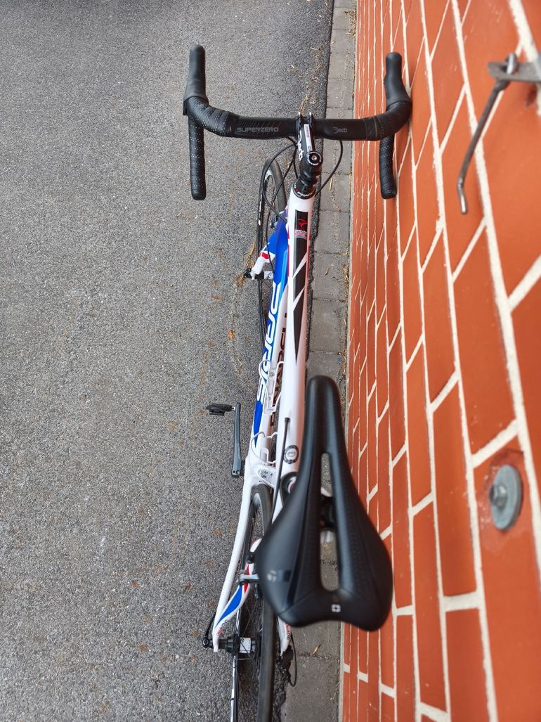 Used Pinarello Paris Shimano Ultegra 2013 Road & Gravel, White — image 8 of 8
