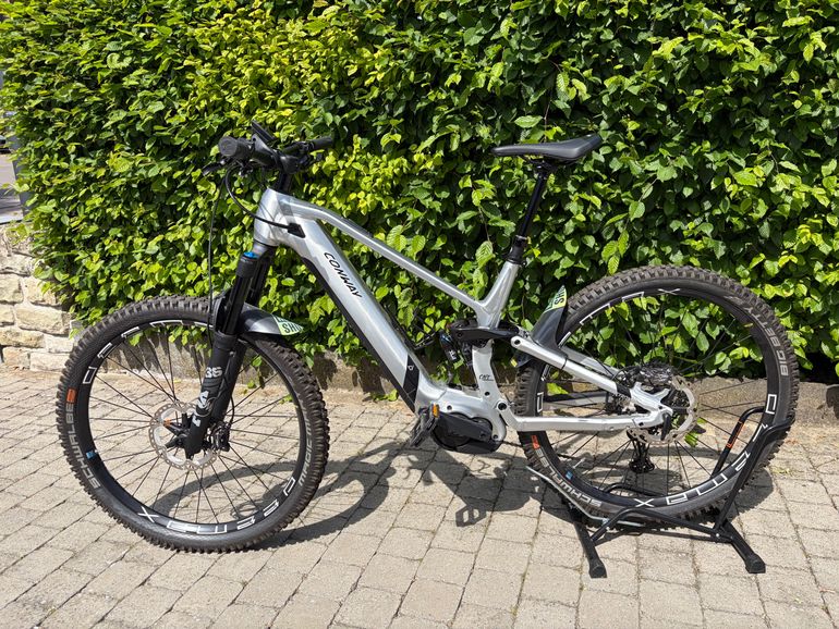 Used Conway Xyron S 5.9 Full Suspension 2024 2024 Mountainbike, Gris claro — image 1 of 8