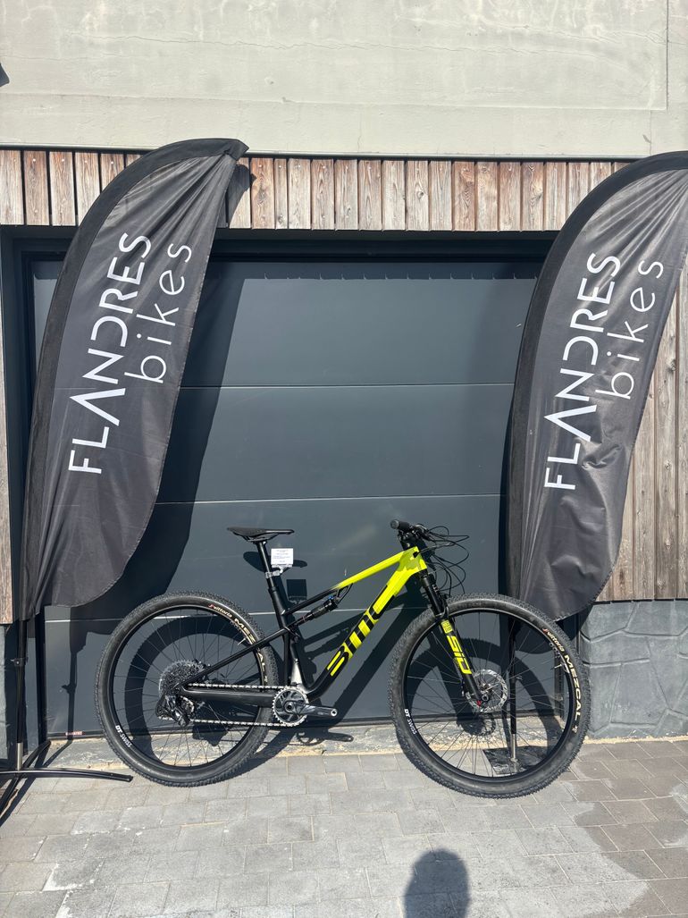 Used BMC Fourstroke 01 TWO 2023 2023 Mountainbike, Orange, 29 — image 1 of 5
