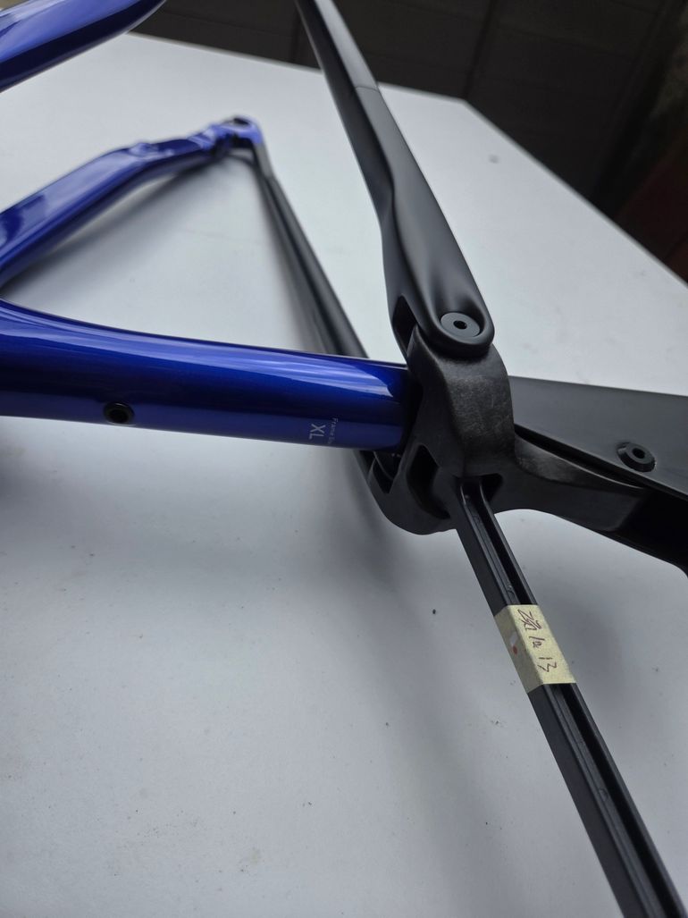 Używany Orbea OIZ M-PRO 2025 Frameset 2025 Mountainbike — zdjęcie 2 z 4