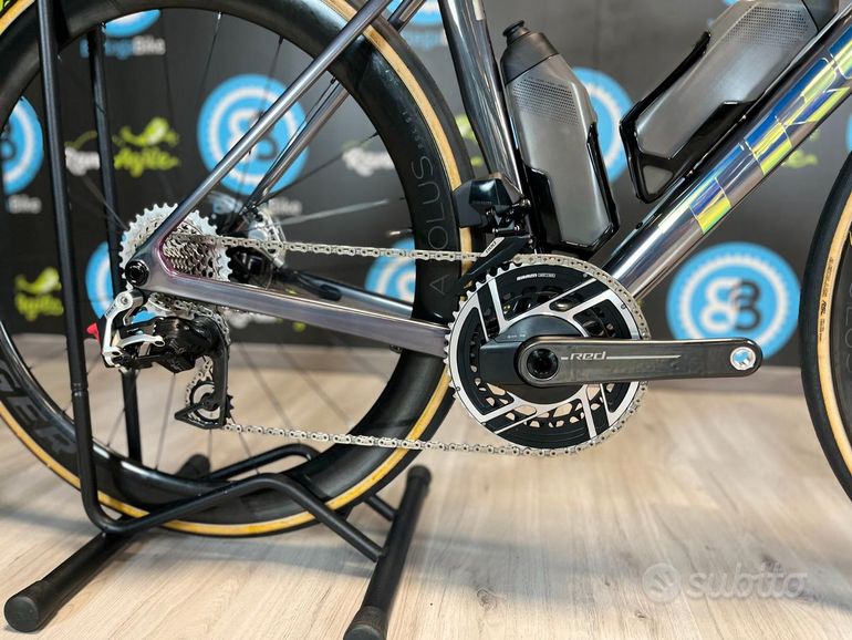 Used Trek Trek Madone SLR 9 Project One Interstellar - Taglia M 2026 Road & Gravel, Blue — image 2 of 17