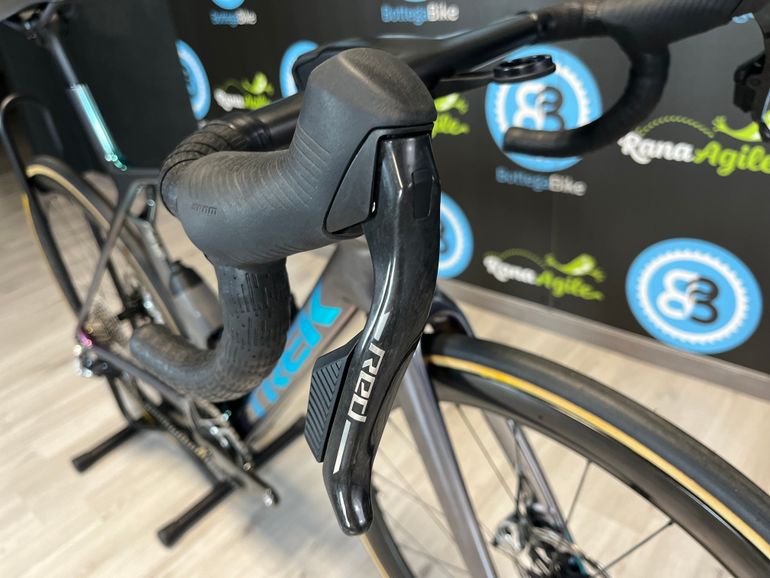 Used Trek Trek Madone SLR 9 Project One Interstellar - Taglia M 2026 Road & Gravel, Blue — image 12 of 17
