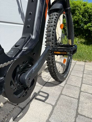 Used KTM Macina Shimano Deore XT 2023 Mountainbike, Black, 29 — image 2 of 17