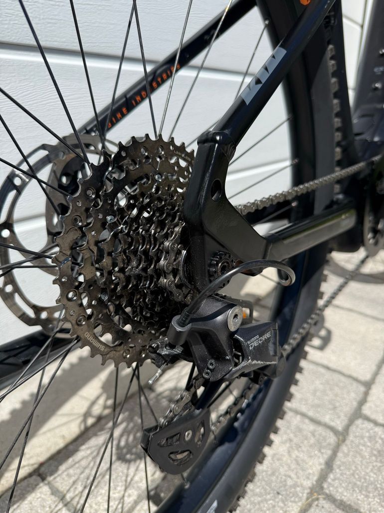 Used KTM Macina Shimano Deore XT 2023 Mountainbike, Black, 29 — image 7 of 17