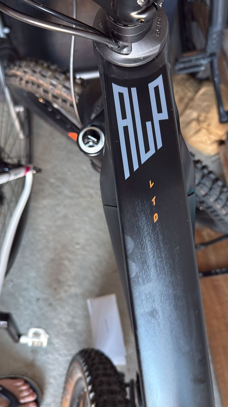 Used KTM Macina Shimano Deore XT 2023 Mountainbike, Black, 29 — image 14 of 17