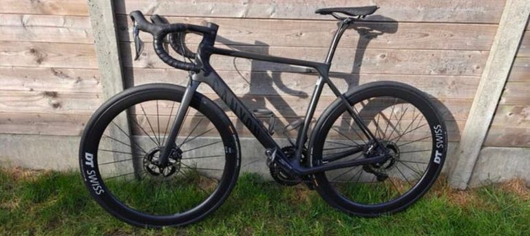 Used Canyon Endurace CF SLX 9 Di2 2023 2023 Road & Gravel, Negro — image 1 of 7