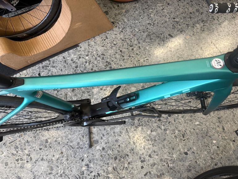 Used Bianchi Specialissima PRO Ultegra Di2 2024 2024 Road & Gravel, Blue — image 7 of 7