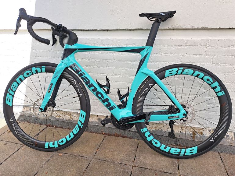 Used Bianchi Oltre Comp 105 Di2 2025 2025 Road & Gravel, Green — image 2 of 4