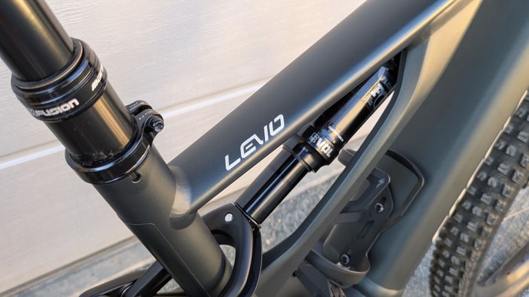 Used Specialized Turbo Levo Comp 2021 2021 Mountainbike, Verde — image 6 of 21