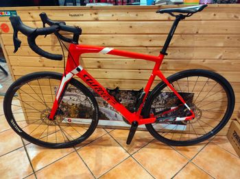 Used Wilier WILIER GTR TEAM DISC SRAM RIVAL 12 2023 Road & Gravel — image 12 of 19