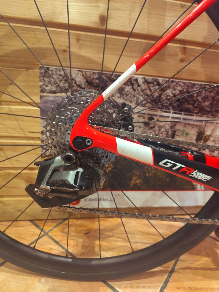 Used Wilier WILIER GTR TEAM DISC SRAM RIVAL 12 2023 Road & Gravel — image 5 of 19