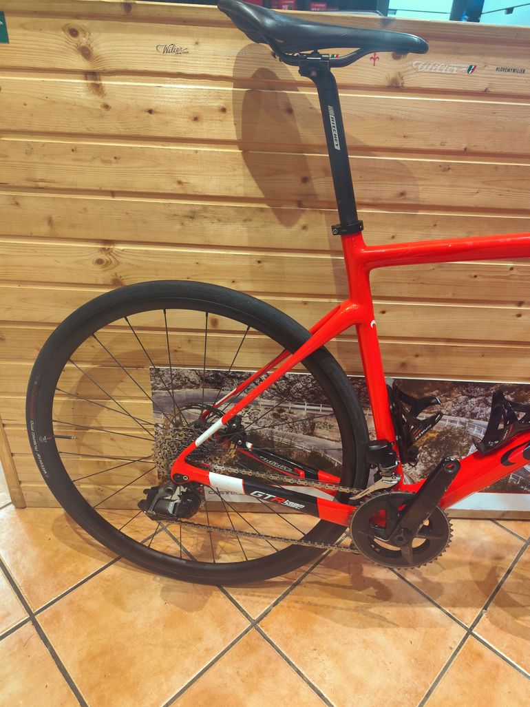 Used Wilier WILIER GTR TEAM DISC SRAM RIVAL 12 2023 Road & Gravel — image 2 of 19