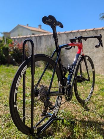 Used Trek Émonda SLR 6 eTap 2021 2021 Road & Gravel — image 5 of 7