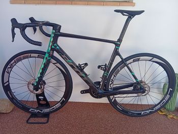 Used Scott Addict RC Supersonic Édition Limited superstar Scott Addict RC Supersonic Édition Limited superstar Custom Shimano Ultegra Di2 2023 Road & Gravel, Black — image 2 of 38