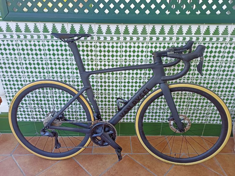 Used Van rysel Race Rennrad Shimano Ultegra Di2 2024 Road & Gravel, Black — image 1 of 8