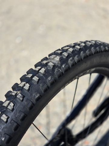 Brugt Mondraker NEAT R 2024 2024 Mountainbike — billede 7 af 14