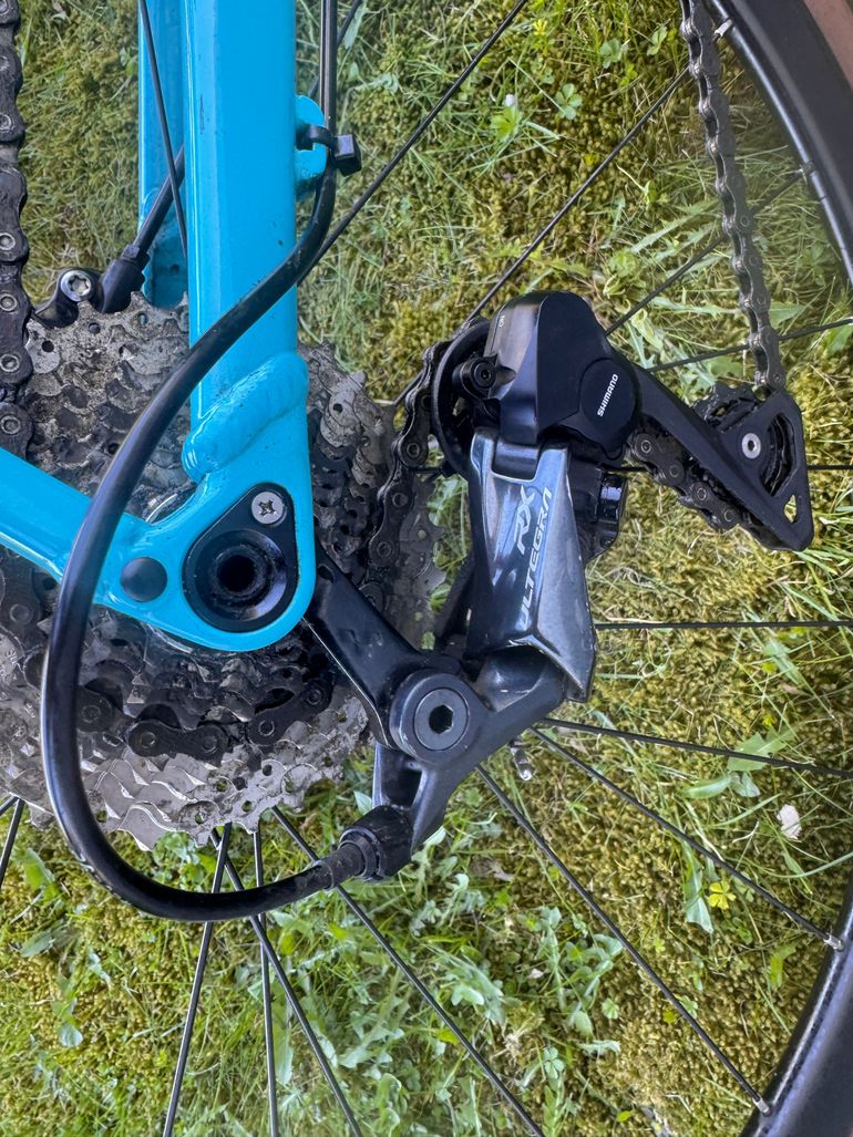 Used CUBE CROSS RACE PRO 2022 2022 Road & Gravel, Blue — image 6 of 9