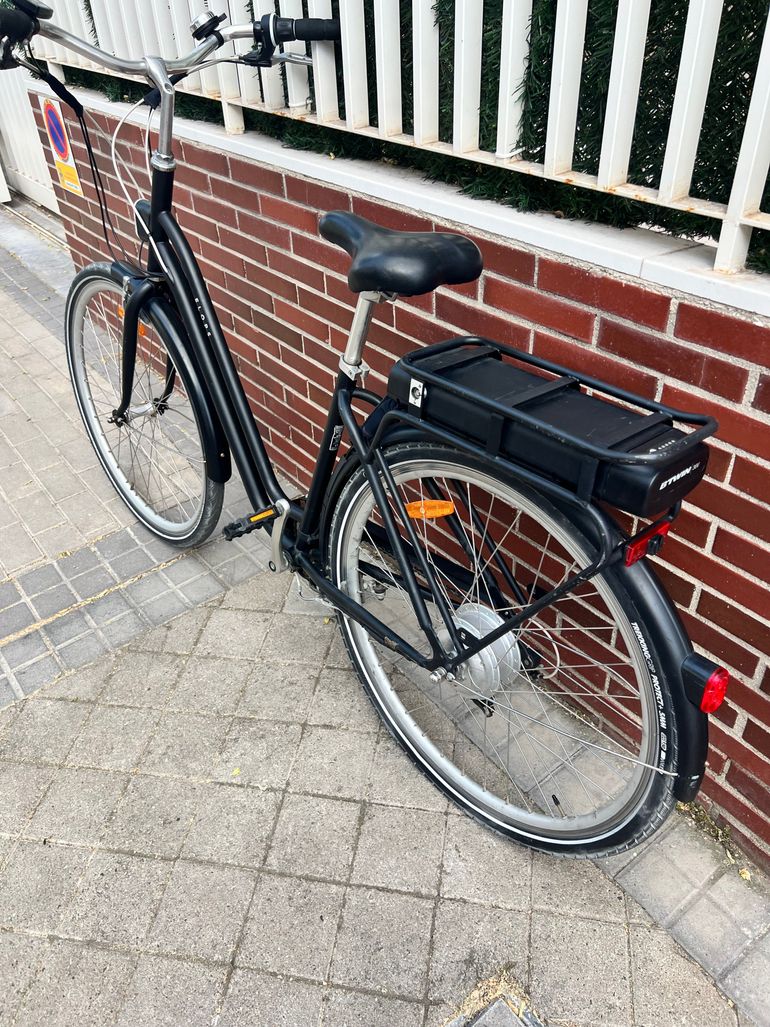 Used DECATHLON Elops Bicicleta Electrica 120e 2021 Urban, Schwarz — image 4 of 4