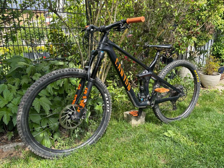 Used Canyon Strive CF 8.0 2019 2019 Mountainbike, Black, 29 — image 6 of 9