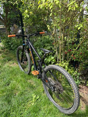Used Canyon Strive CF 8.0 2019 2019 Mountainbike, Black, 29 — image 7 of 9