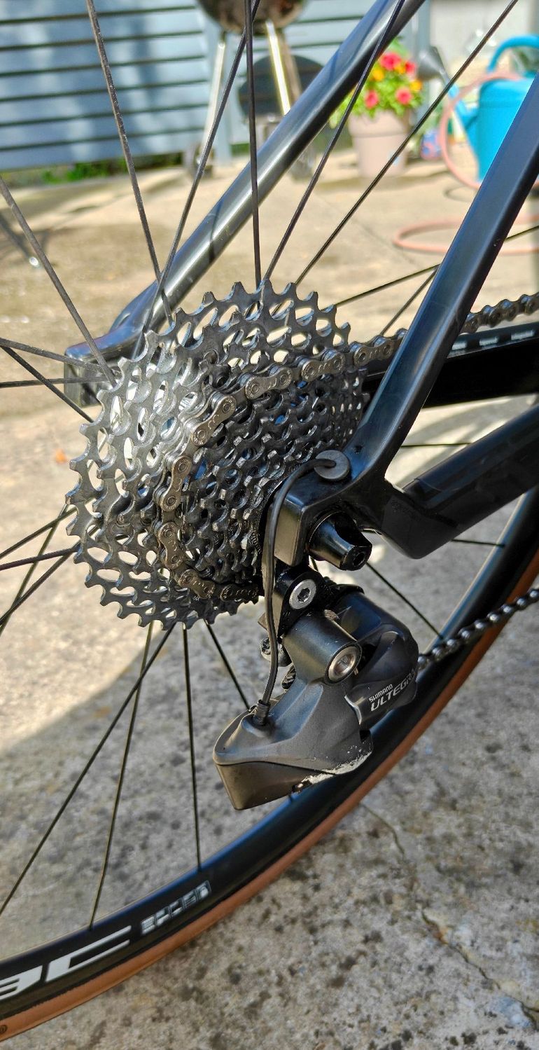 Used BMC BMC Custom Shimano Ultegra Di2 2014 Road & Gravel, Black — image 7 of 9