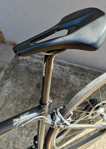 Used BMC BMC Custom Shimano Ultegra Di2 2014 Road & Gravel, Black — image 9 of 9