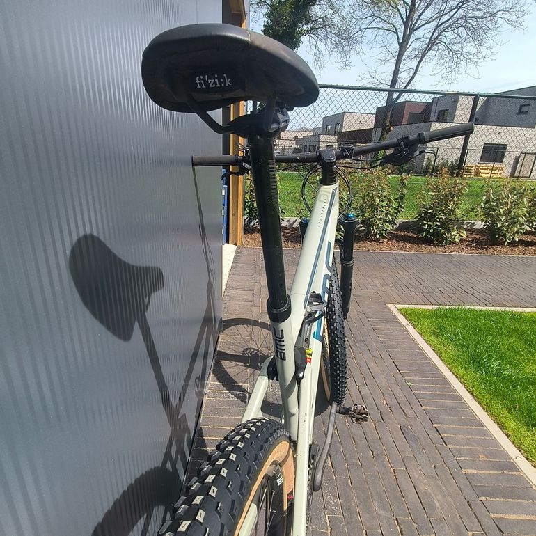 Used BMC Fourstroke 01 LT TWO 2021 2021 Mountainbike — image 8 of 17