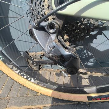 Used BMC Fourstroke 01 LT TWO 2021 2021 Mountainbike, Green, 29 — image 10 of 17