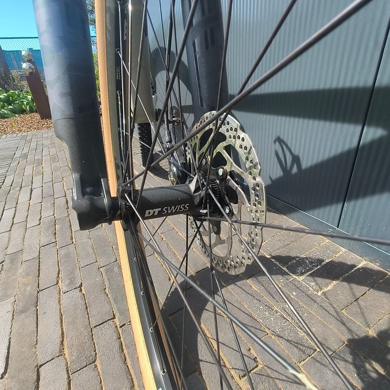 Used BMC Fourstroke 01 LT TWO 2021 2021 Mountainbike, Green, 29 — image 12 of 17