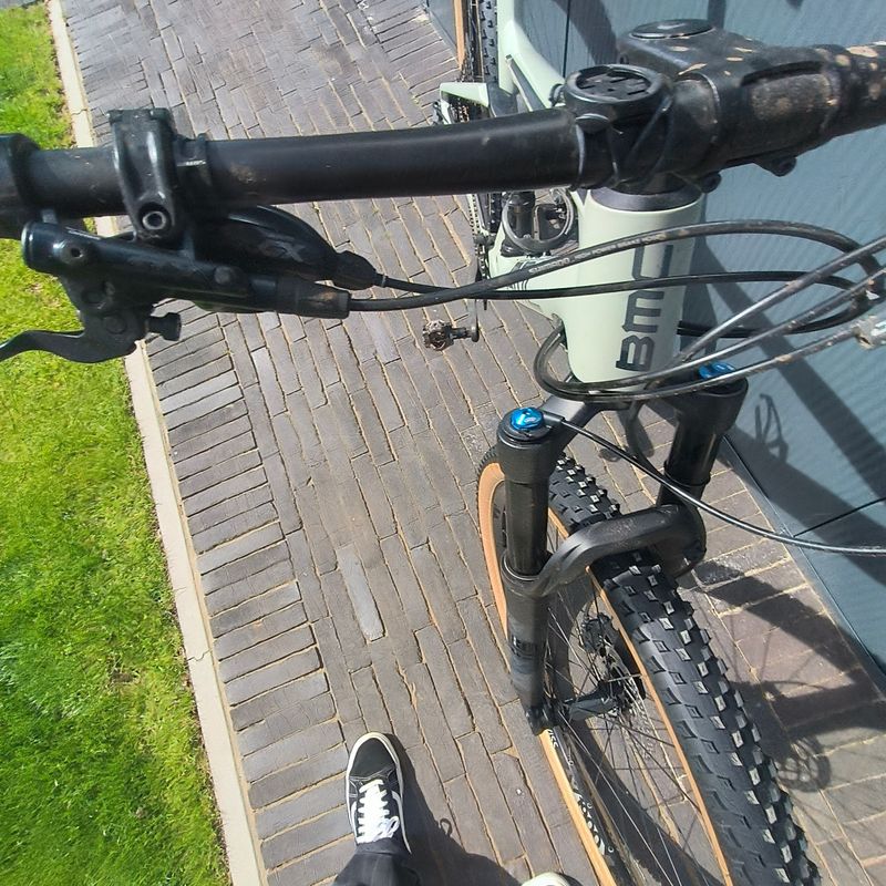 Used BMC Fourstroke 01 LT TWO 2021 2021 Mountainbike, Green, 29 — image 15 of 17