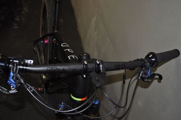 Used Open ONE+ 2021 Mountainbike, Black, 29 — image 10 of 21