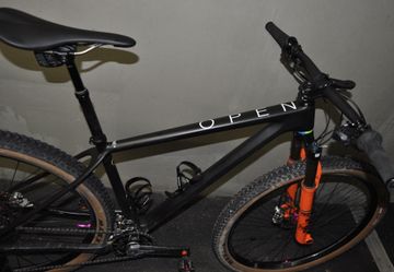 Used Open ONE+ 2021 Mountainbike, Black, 29 — image 8 of 21