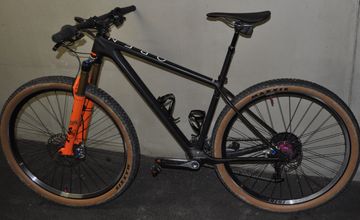Used Open ONE+ 2021 Mountainbike, Black, 29 — image 19 of 21