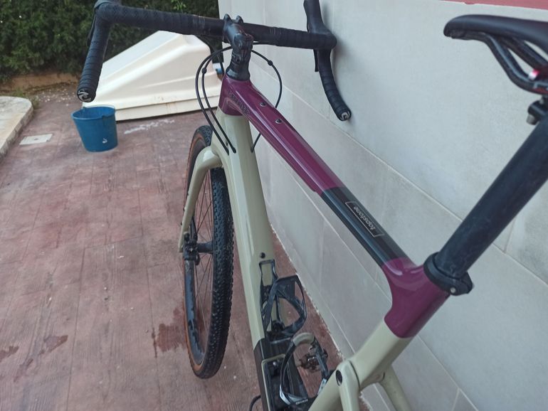 Used Cannondale Topstone Carbon 3 L 2023 2023 Road & Gravel — image 3 of 5