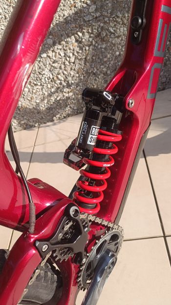 Used Deviate Claymore R 2024 2024 Mountainbike, Red — image 4 of 6
