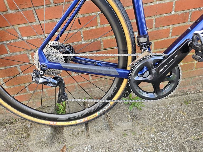 Used Canyon Inflite CF SLX 9 TEAM 2022 2022 Road & Gravel, Blue — image 2 of 6