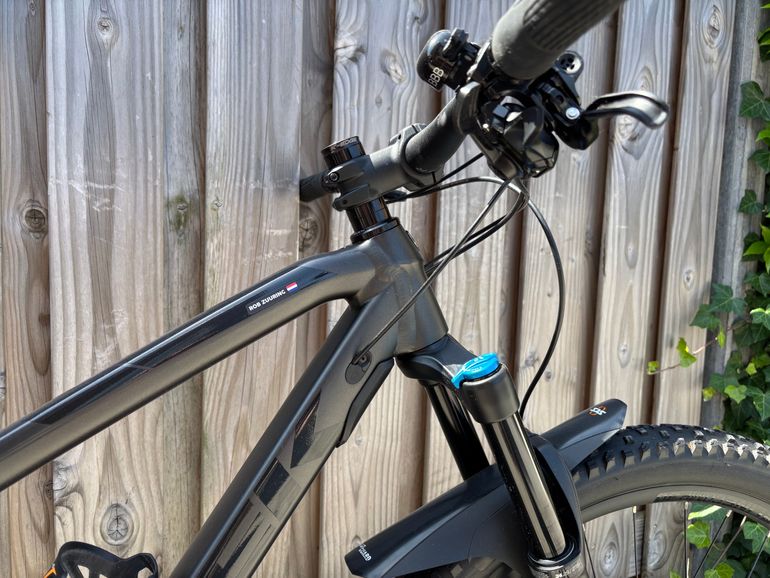 Used Trek Fuel EX 8 29 2019 2019 Mountainbike, Black, 29 — image 4 of 7