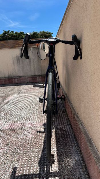 Used Trek Madone SL 6 Di2 Gen 6 2023 2023 Road & Gravel, Blue — image 4 of 6
