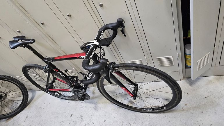 Used Colnago CRS Ultegra 2019 2019 Road & Gravel, Black — image 4 of 4