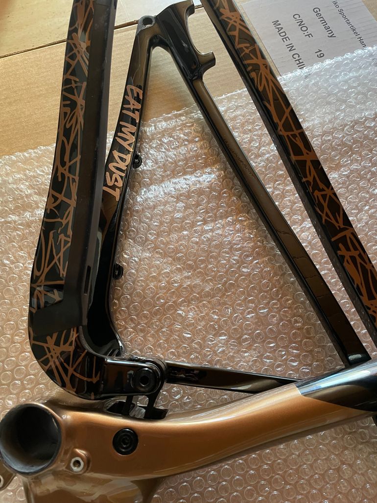 Used Corratec Revolution iLink SL Factory 2024 Frameset 2024 Mountainbike, Negro — image 3 of 13