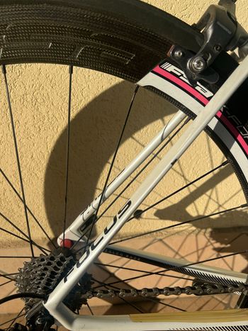 Used Focus IZALCO RACE 9.8 2019 2019 Road & Gravel, Bianco — image 5 of 12