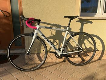 Used Focus IZALCO RACE 9.8 2019 2019 Road & Gravel, Bianco — image 2 of 12