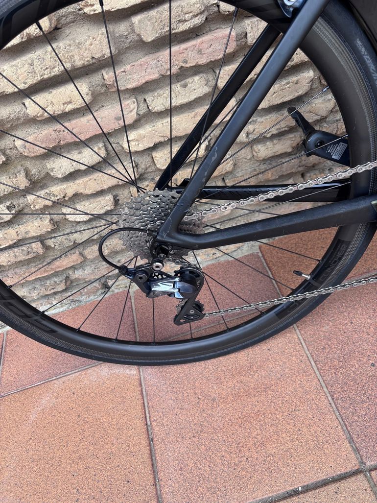 Used Canyon Aeroad Shimano Ultegra 2016 Road & Gravel — image 4 of 5