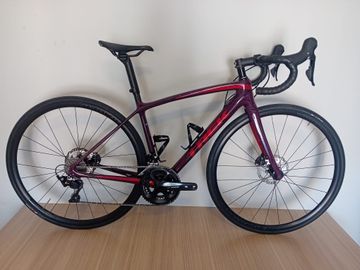 Trek Émonda SL 5 2021 2021 Road & Gravel usato, Viola — immagine 1 di 8