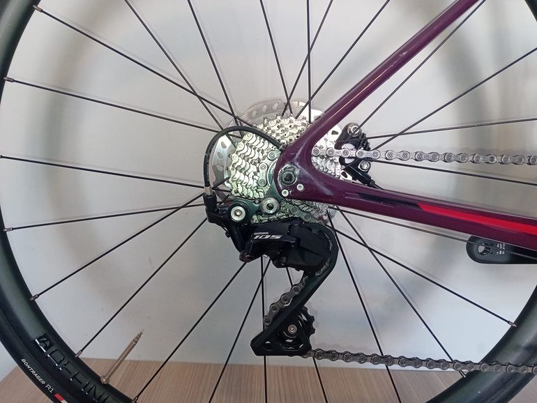 Used Trek Émonda SL 5 2021 2021 Road & Gravel, Morado — image 6 of 8