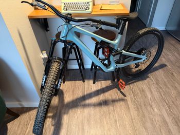 Used Specialized Stumpjumper 15 Comp 2025 2025 Mountainbike, Blue — image 2 of 9